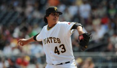 Jesse Chavez, former Pirates pitcher, announces retirement