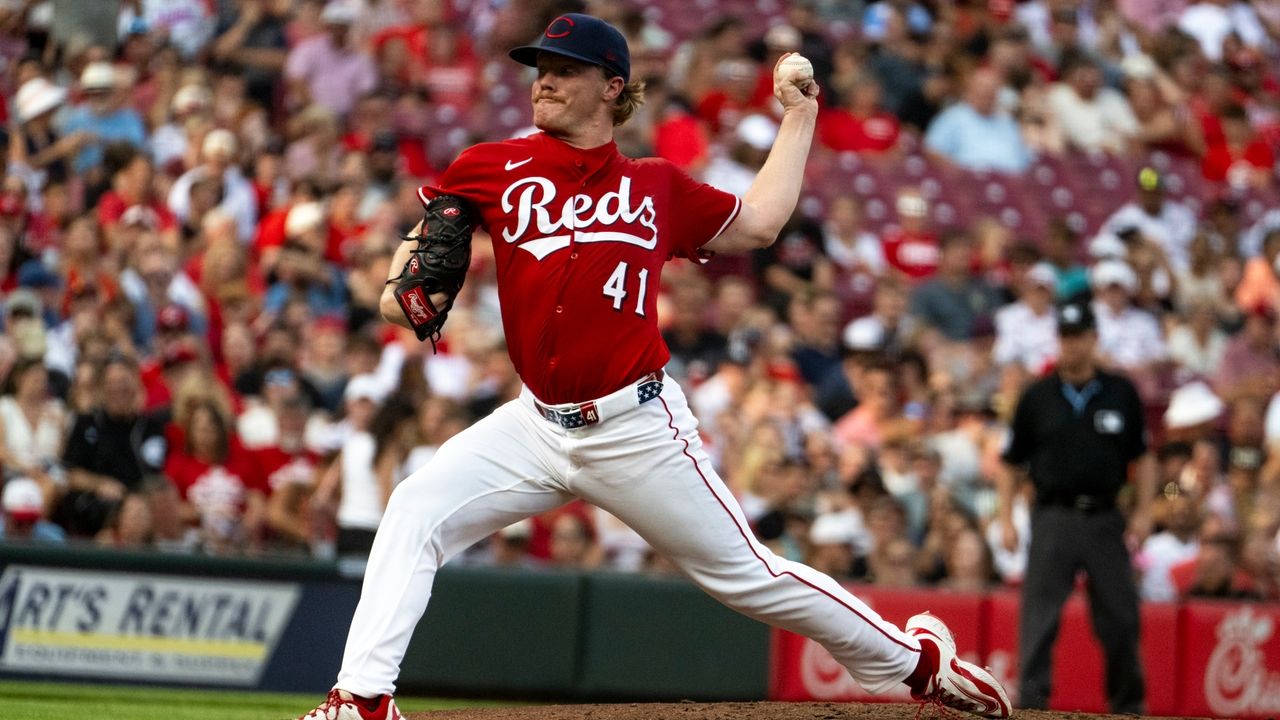 De La Cruz's clutch single lifts Reds to 6-2 win over the Rays