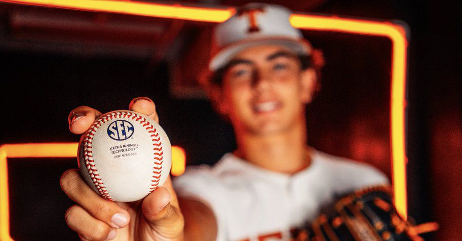 Texas 2025 MLB Draft tracker: Grayson Boles signs with the Kansas City Royals