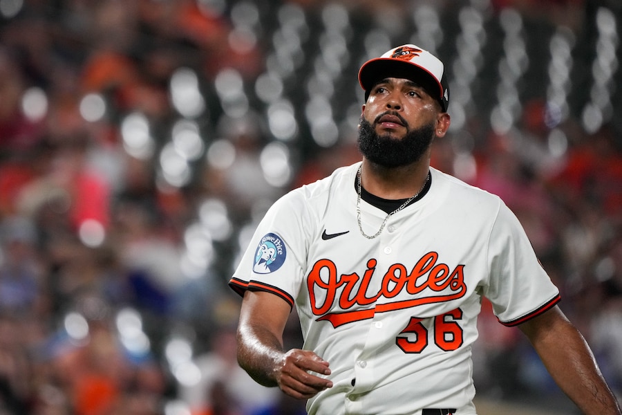 Orioles trade Seranthony Domínguez to Blue Jays mid-doubleheader
