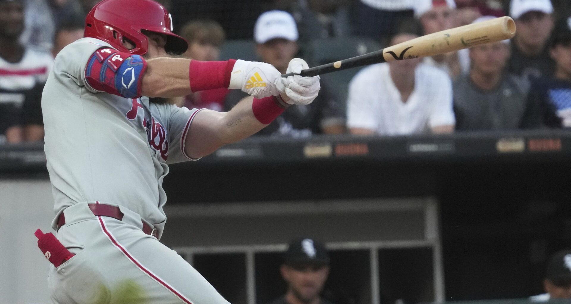 Kyle Schwarber and Jesus Luzardo help the Phillies beat the White Sox 6-3