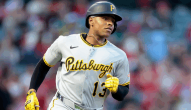 Reds acquire Ke'Bryan Hayes, star defensive third baseman, from Pirates in MLB trade deadline move, per report