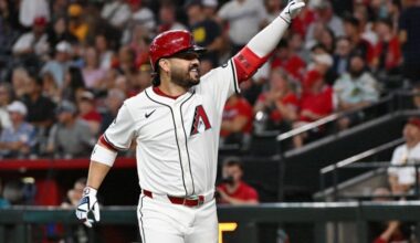 Mariners reacquire Eugenio Suarez in trade with Diamondbacks