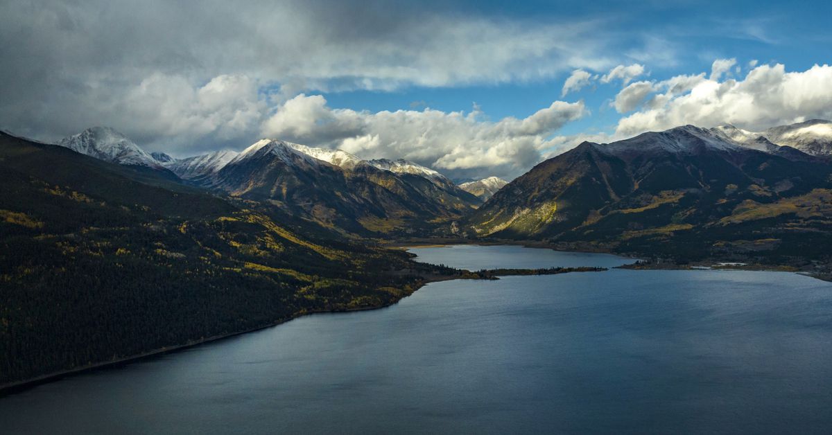 Stat categories where the Colorado Rockies rank last