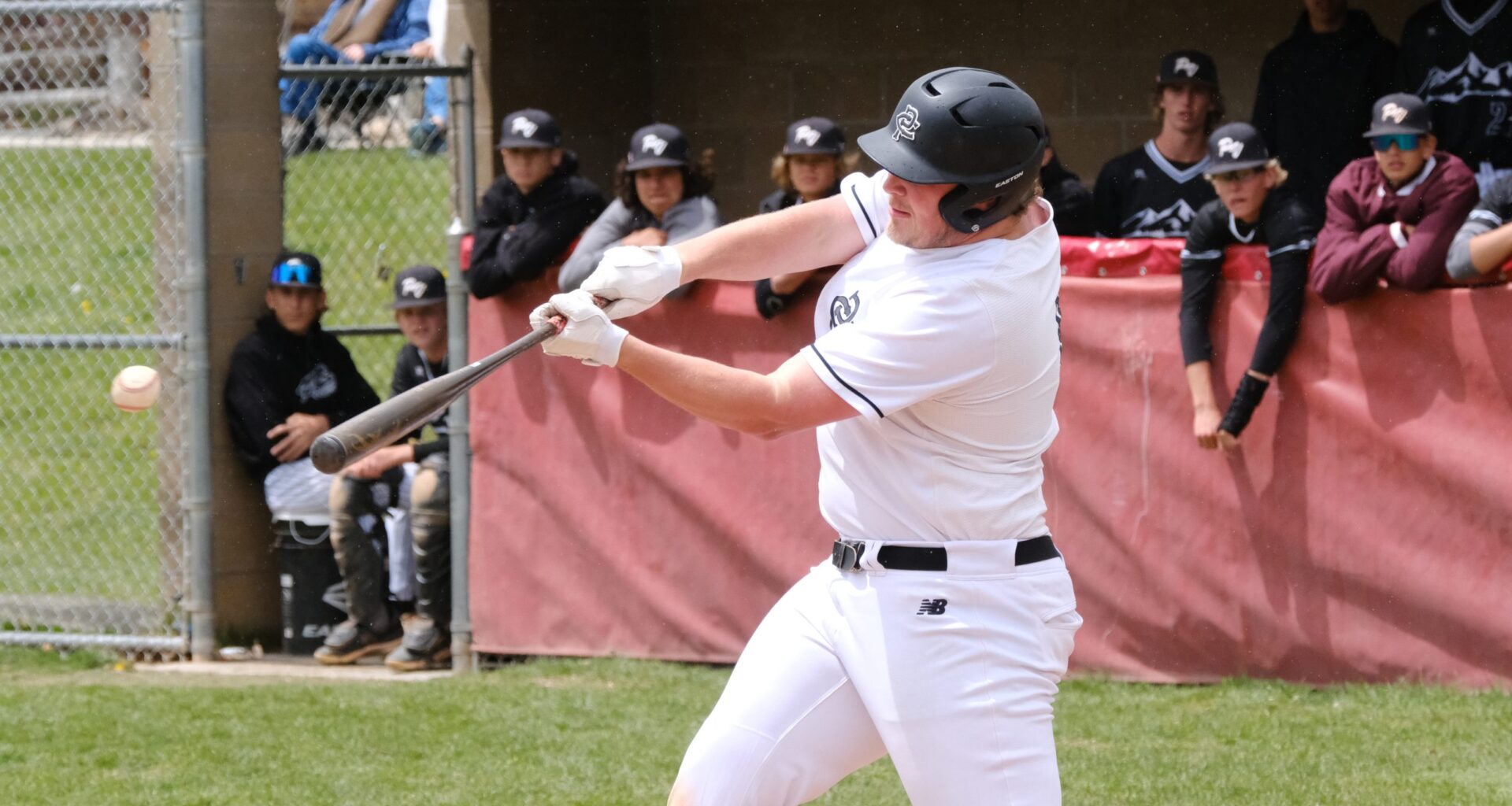 Miners baseball advances in playoffs on diving catch