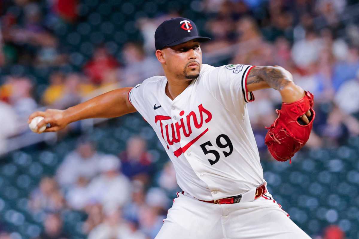 Phillies Secure Closer Jhoan Durán from Twins for 2 Prospects – Philly Sports