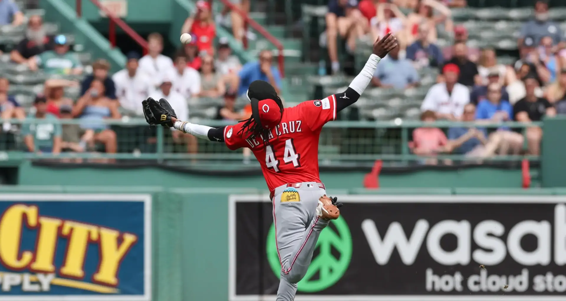 Elly De La Cruz ignites fan fury and raises eyebrows as All-Star snub fuels fiery debate