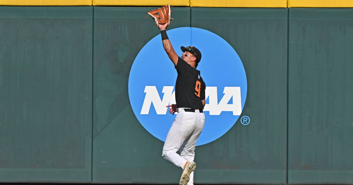 Tennessee baseball: Hunter Ensley signs undrafted free agent deal