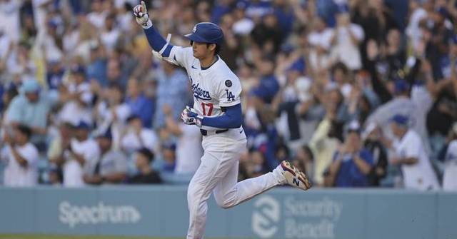 Shohei Ohtani gives up his first homer of the season, then hits a 2-run shot of his own