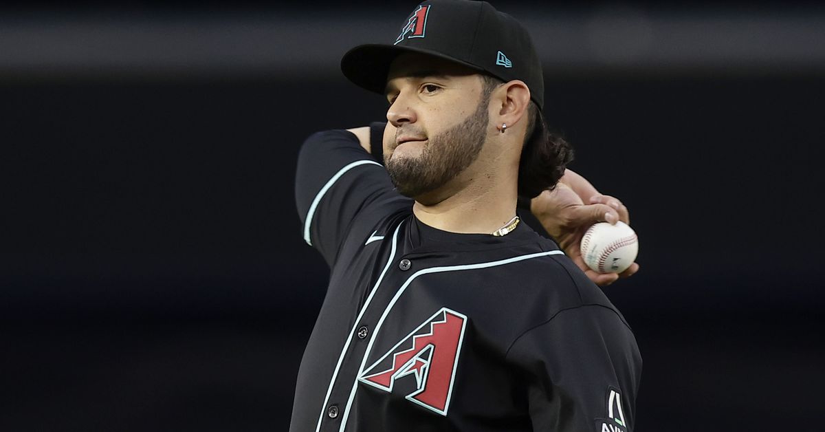 VOTE: Which top Yankees prospect would you trade for Eugenio Suárez?