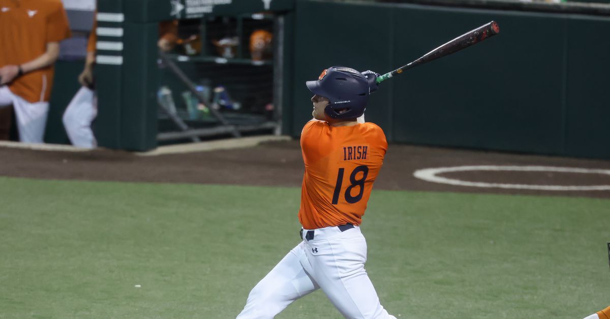 Who should the Cincinnati Reds draft with the #9 overall pick?