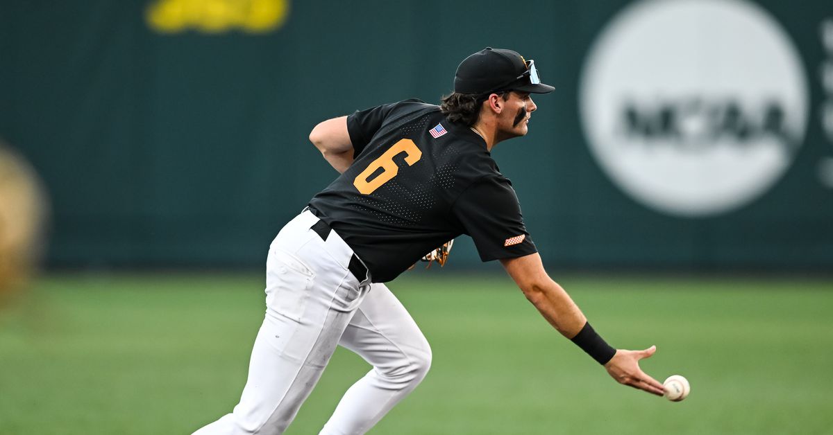 Baseball America ties Giants to prep shortstops in 2025 MLB Draft