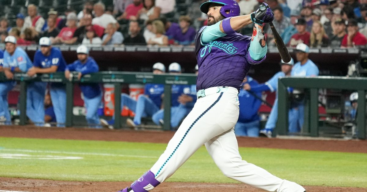 Yankees could lean into power hitting prowess, trade for Eugenio Suárez