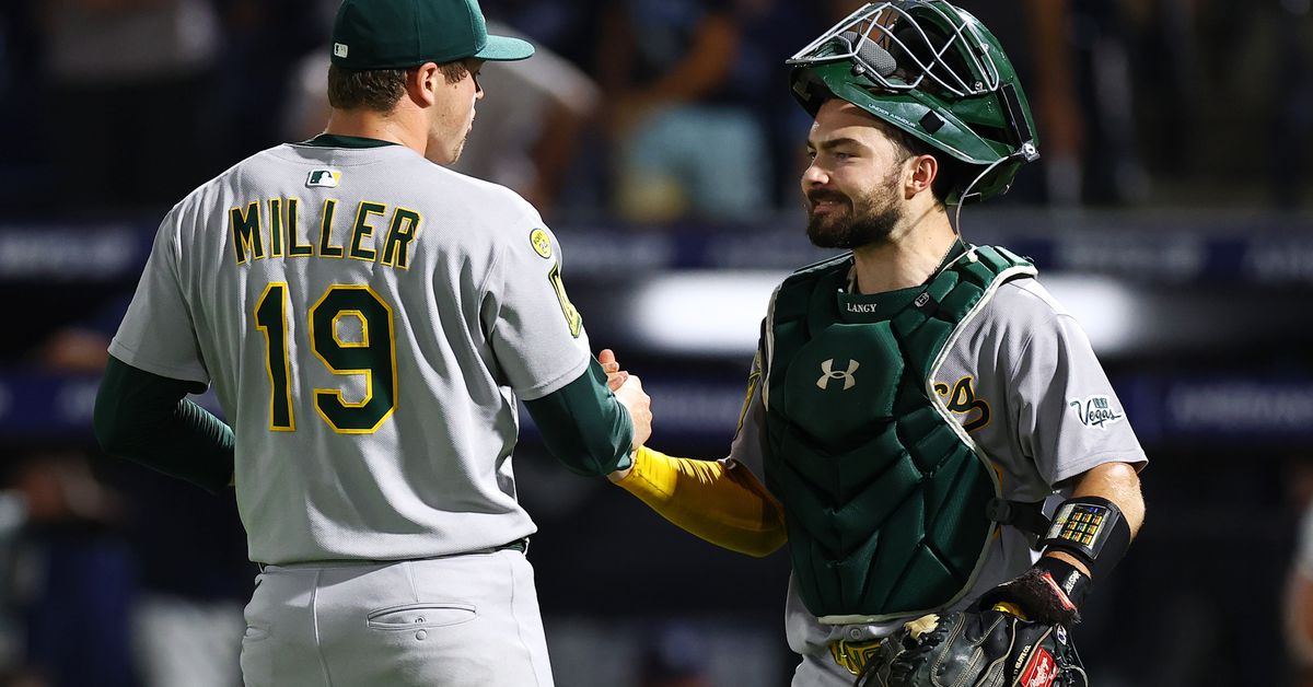 A’s Win In Extras, Beat Rays 4-3