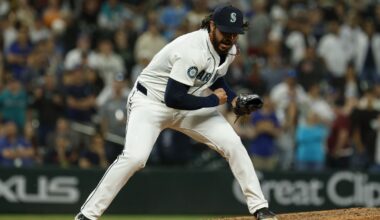 Seattle Mariners clutch up, clutch tightly to 3-2 comeback victory over Kansas City Royals