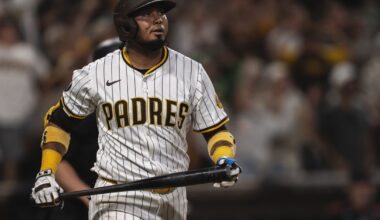 Luis Arraez hits solo home run, Padres pitchers shutout Diamondbacks en route to win