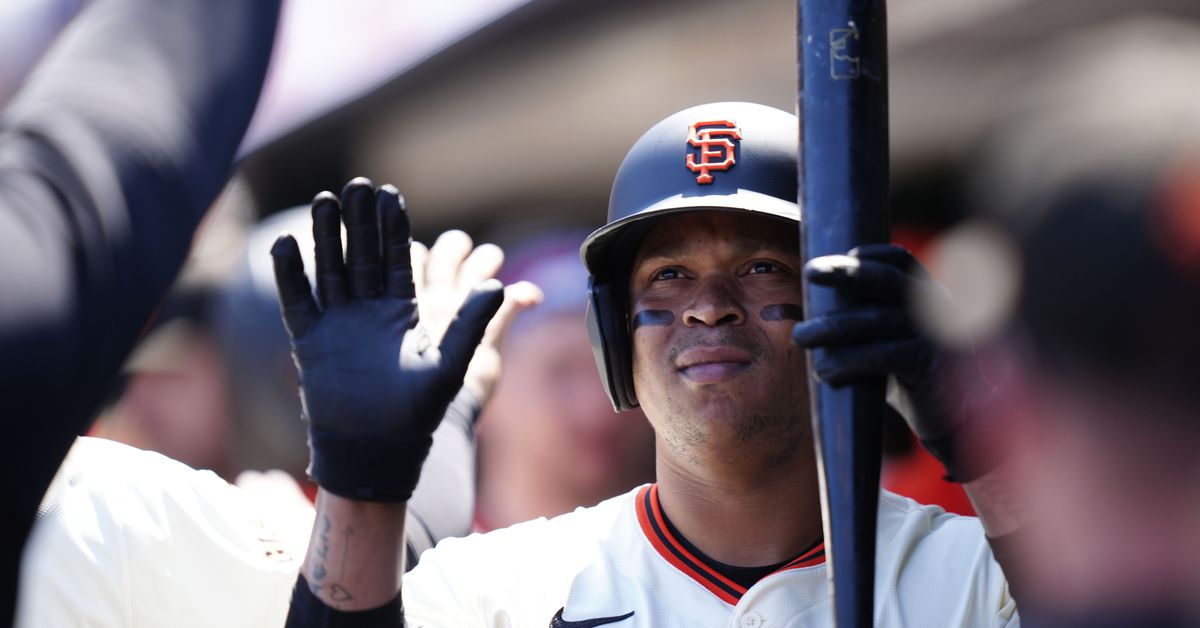 Giants news: Rafael Devers to make his first baseman debut vs. Braves