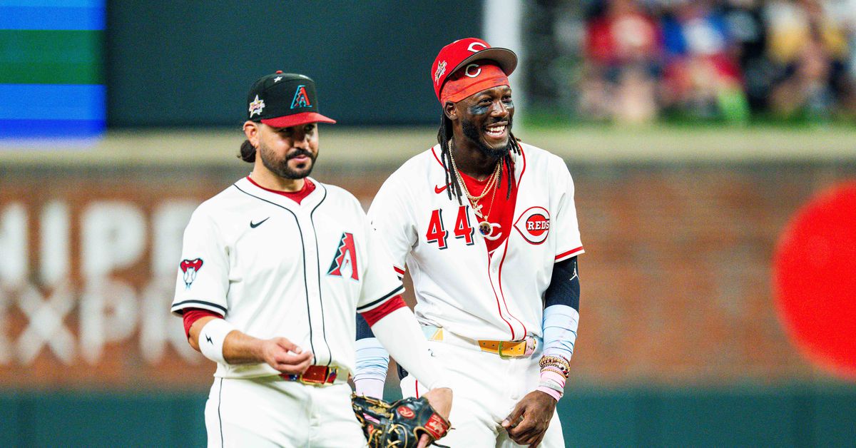 Cincinnati Reds interested in an Eugenio Suarez reunion, per report