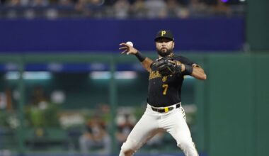 MLB trade rumors: Giants reportedly interested in Pirates infielder