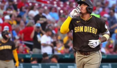 Padres trending in wrong direction in postseason race