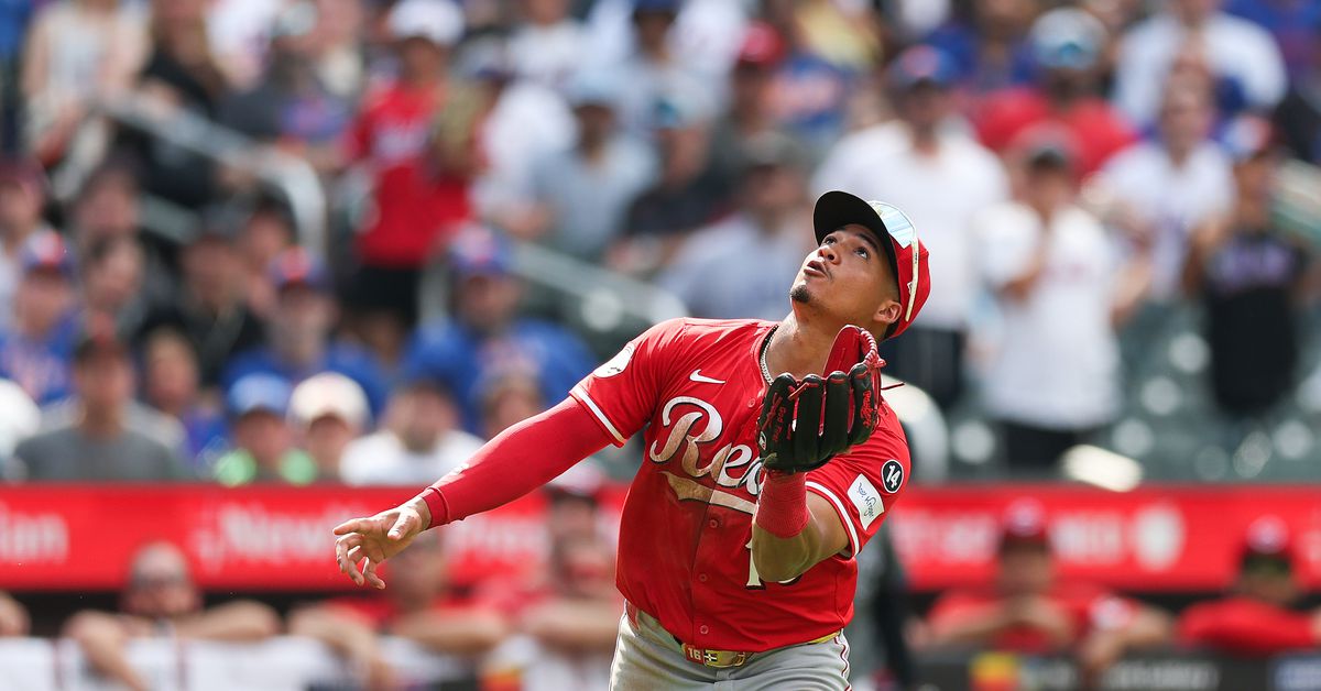 On Noelvi Marte and the Reds search for outfield help