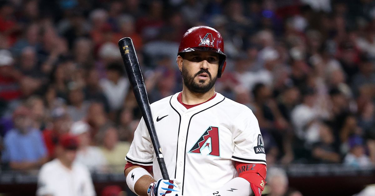 Overnight deadline action: Suarez to M’s, Helsley to Mets