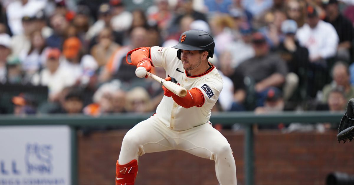 MLB scores: Pirates beat Giants 2-1 in 10 innings