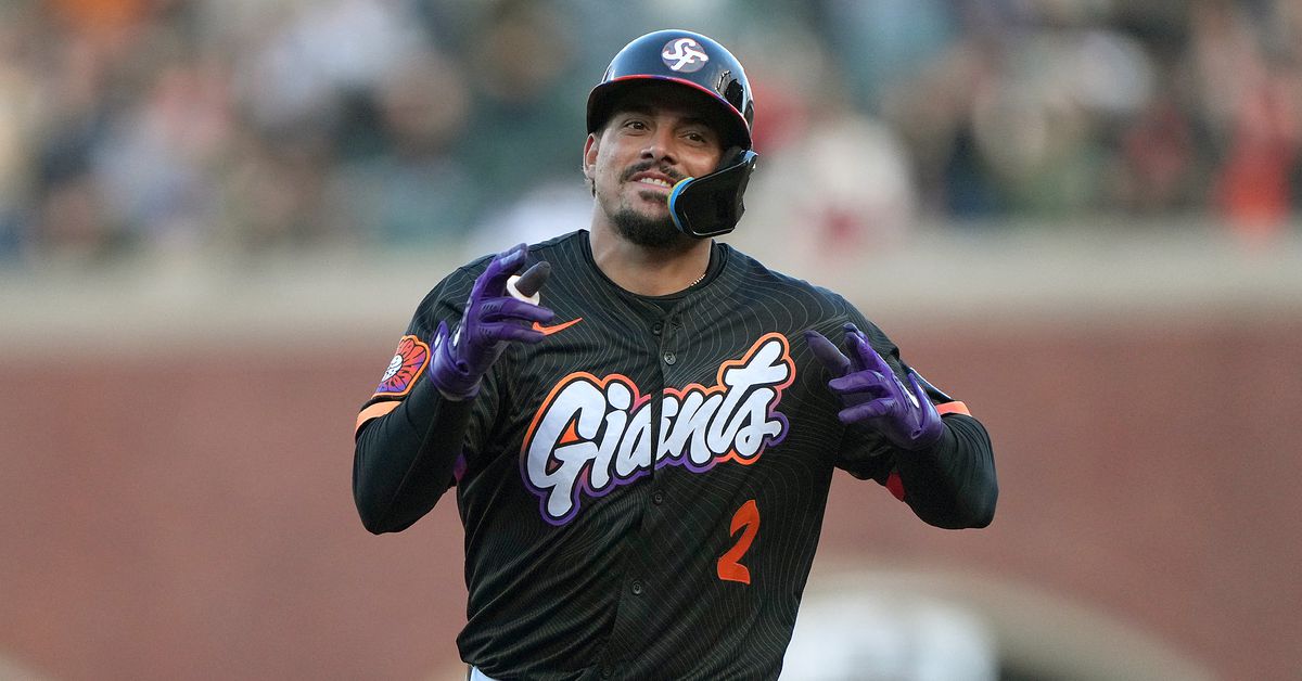 Pirates hold Giants to two hits in 3-1 loss