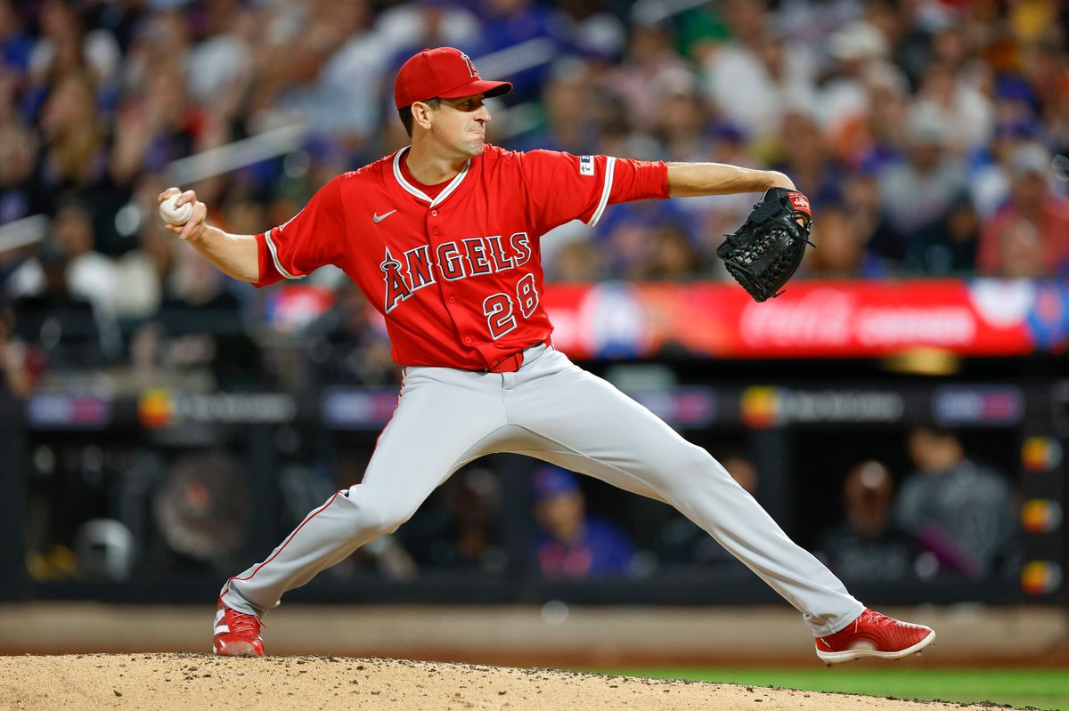 Kyle Hendricks #28 of the Los Angeles Angels throws a pitch against the New York Mets at Citi Field on July 22, 2025 in Flushing, NY. Kyle Hendricks #28 of the Los Angeles Angels throws a pitch against the New York Mets at Citi Field on July 22, 2025 in Flushing, NY.