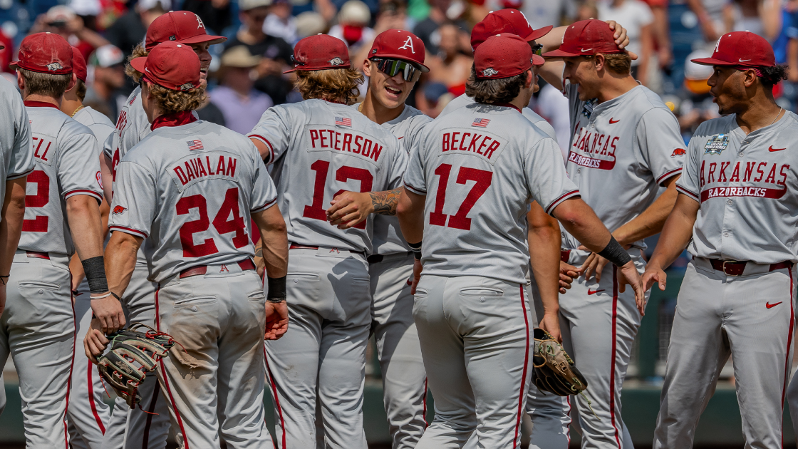 Hogs Earn ABCA Team Academic Excellence Award for Fifth Consecutive Year