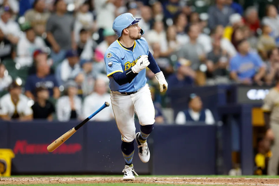MILWAUKEE, WISCONSIN - JUNE 07: Caleb Durbin #21 of the Milwaukee Brewers hits a walk off home run in the ninth inning against the San Diego Padres at American Family Field on June 07, 2025 in Milwaukee, Wisconsin. (Photo by John Fisher/Getty Images)