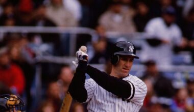 2000 Yankees Diary: Bombers best Twins in Metrodome