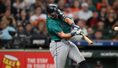 Where to watch Astros-Mariners MLB game tonight free livestream