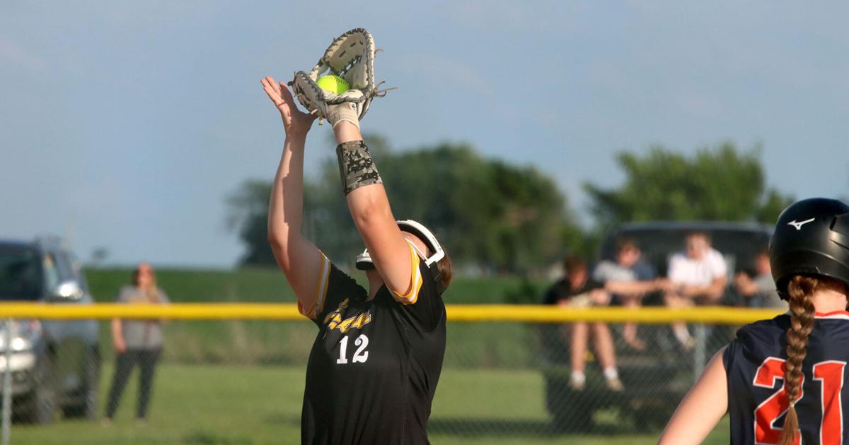 Sumner-Fredericksburg beats Wapsie Valley to further complicate conference standings | Sports