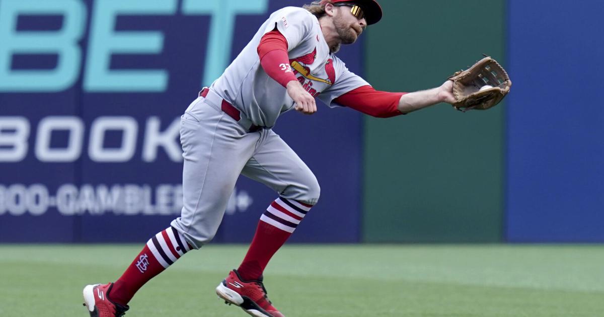 Cardinals suffer rare shutout sweep by Pirates