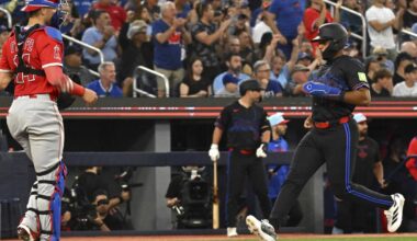 Straw scores winning run on throwing error as streaking Blue Jays beat Angels 4-3 in 10 innings | MLB