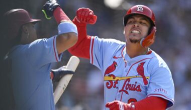 A bloop, bunt, bouncer and blast rally Cardinals past Cubs