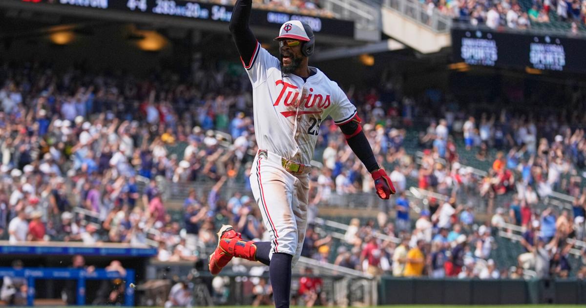 Buxton hits for the cycle on his bobblehead day as Twins beat Pirates, 12-4 | Sports