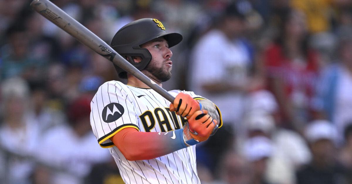 Merrill's 2 homers off Wheeler help the Padres beat the Phillies 5-4 | MLB