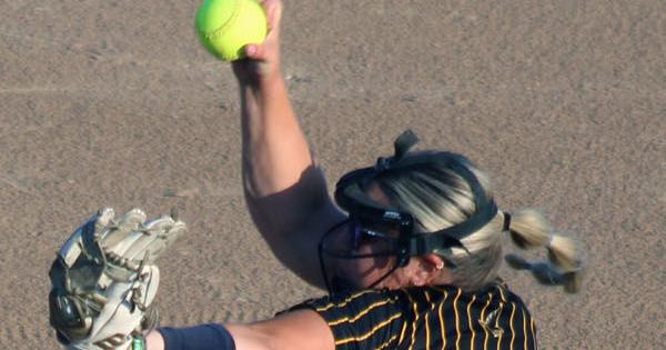 State softball: Big start propels No. 2 Louisa-Muscatine into semifinals | The Hawk Eye - Burlington, Iowa