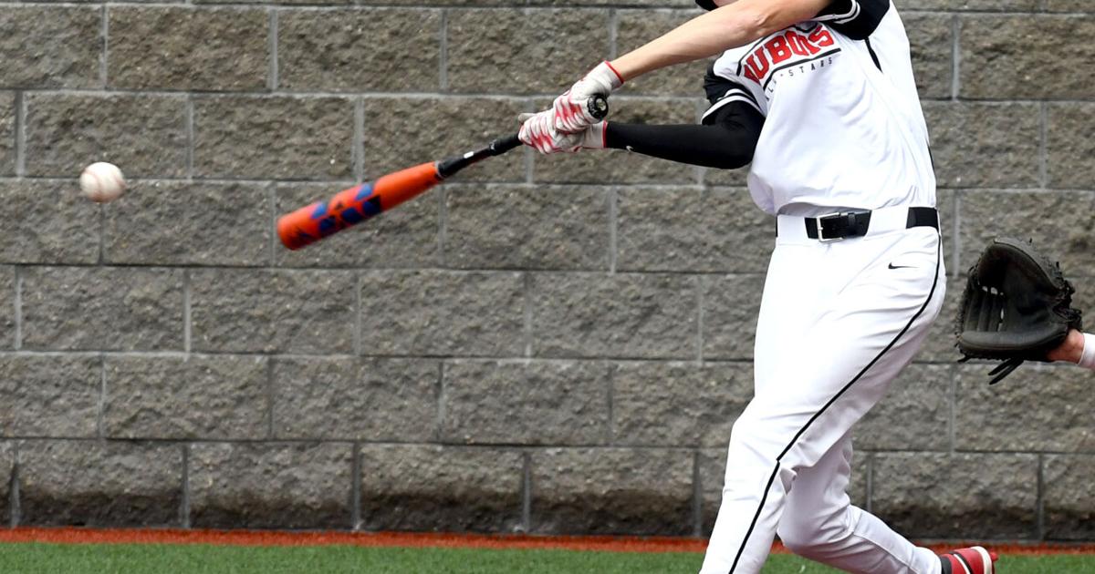 DuBois Seniors rout Maryland, improve to 3-0 at East Region tourney | Sports