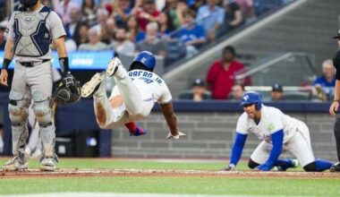 Bichette's two-run double lifts Jays over Yankees 4-1; Toronto adds to division lead | National Sports