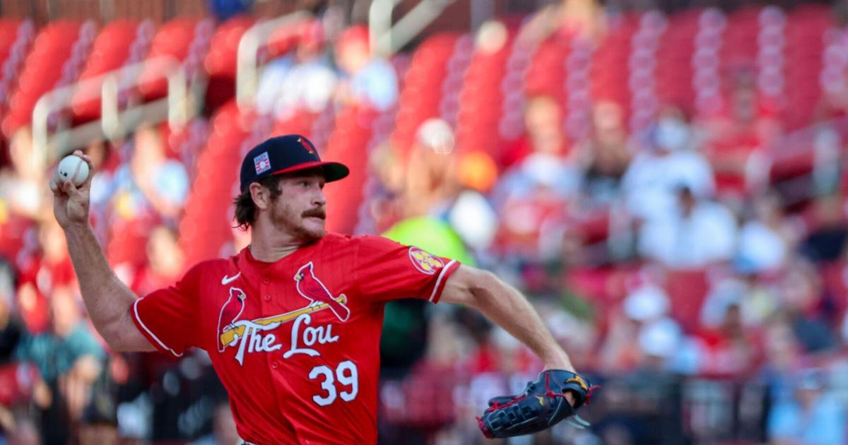Started by Miles Mikolas, Cardinals shutout Padres to make ground in NL Wild Card race
