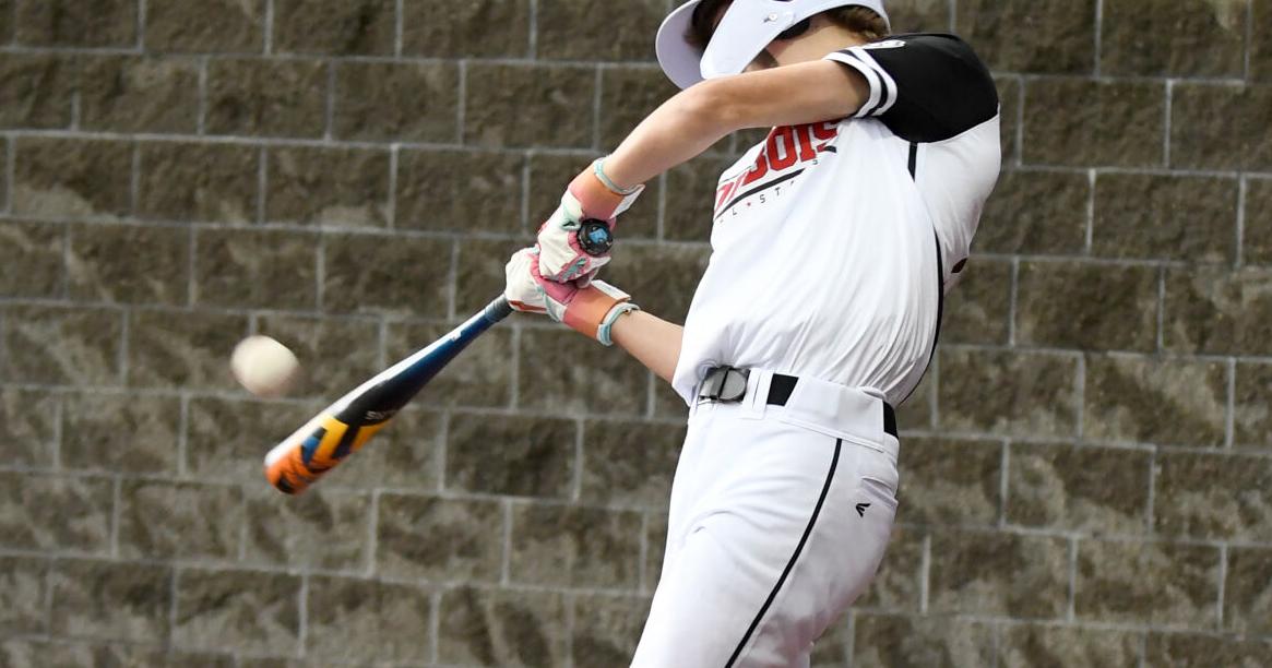 DuBois Seniors drop World Series opener to Illinois, 9-0 | Baseball