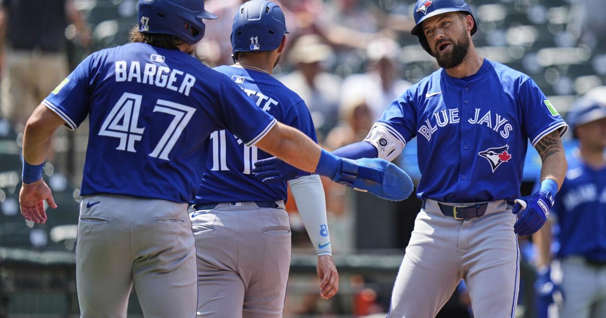 Nathan Lukes' 3-run homer helps the Blue Jays avoid a sweep with a win over the Orioles | MLB