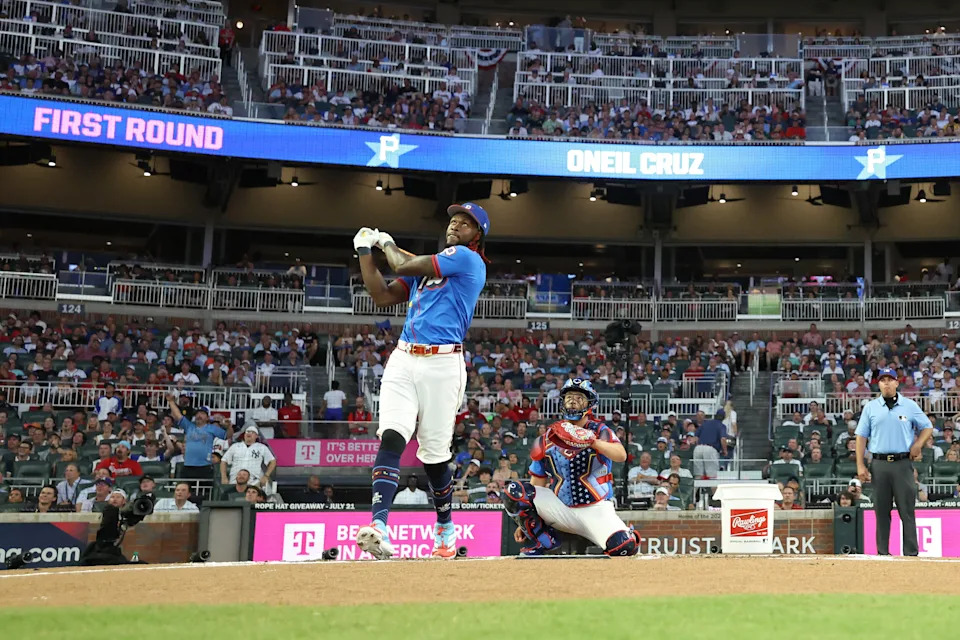 ATLANTA, GEORGIA - JULY 14: Oneil Cruz #15 of the Pittsburgh Pirates competes during the Home Run Derby at Truist Park on July 14, 2025 in Atlanta, Georgia.  (Photo by Jamie Squire/Getty Images)