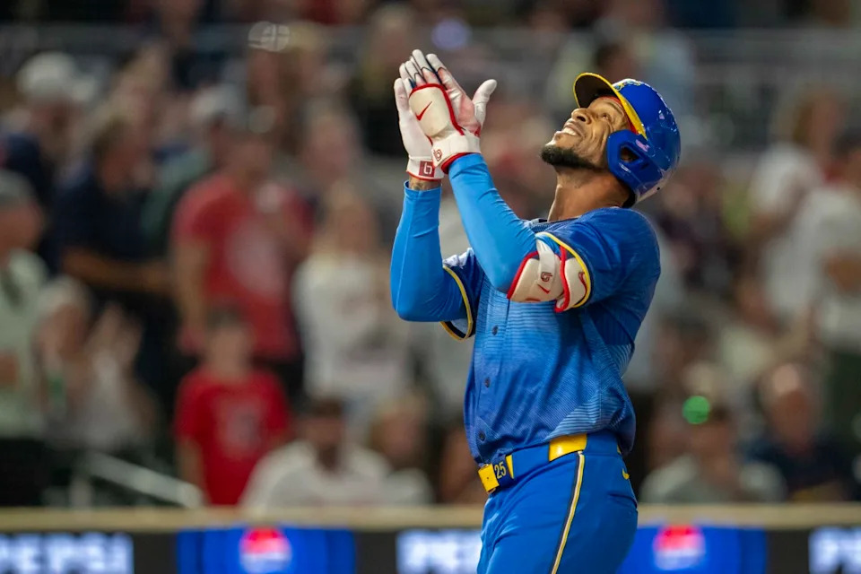 Minnesota Twins center fielder Byron Buxton (25)Jesse Johnson-Imagn Images