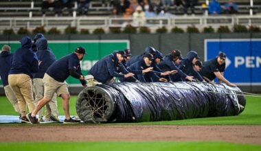 Red Sox rain delay: Downpour and threat of lightning halts game in ninth inning