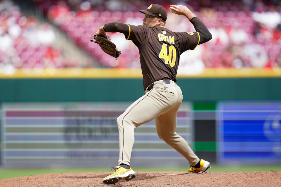 Jason Adam throws a pitch in the eighth inning of a MLB game between the Cincinnati Reds and San Diego Padres.
