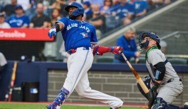 Blue Jays continue ascent, tied atop AL East